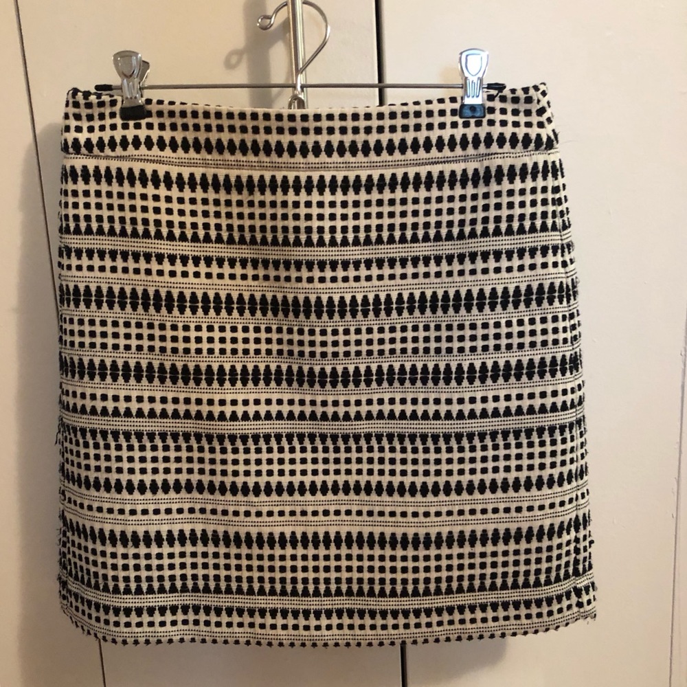 Loft Black and white woven mini skirt with lining